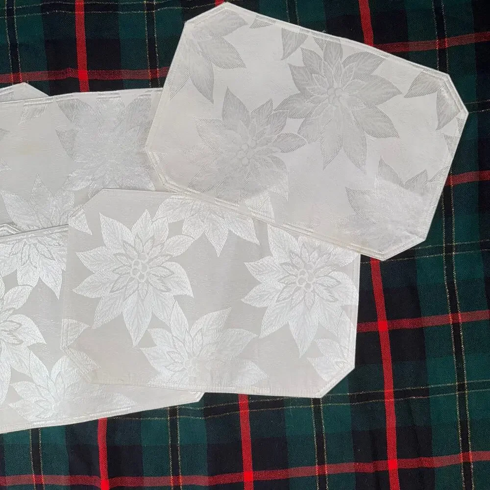 Set of 7 White Woven Poinsettia Pattern Placemats with Cut Corners‎